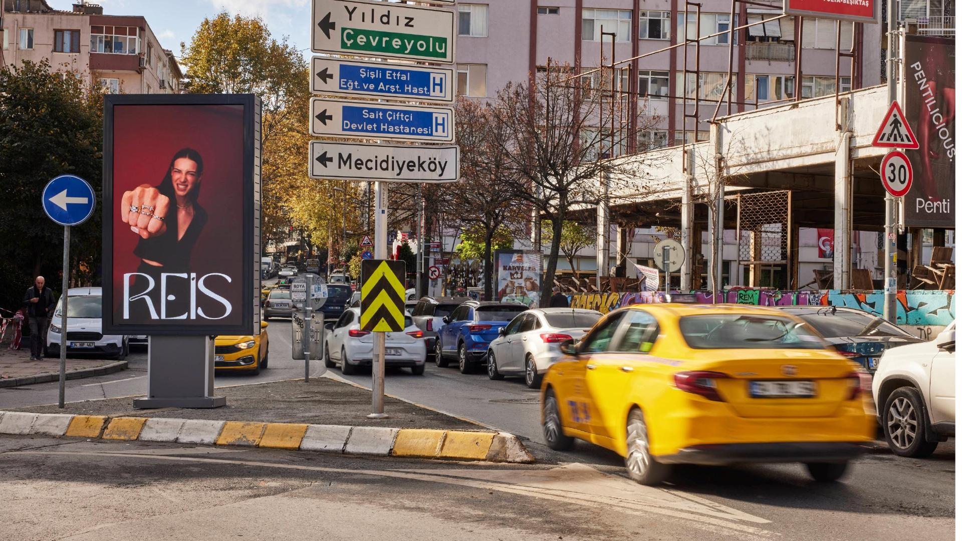 Rubicon İstanbul Beşiktaş Dijital OOH Network advertising view 15